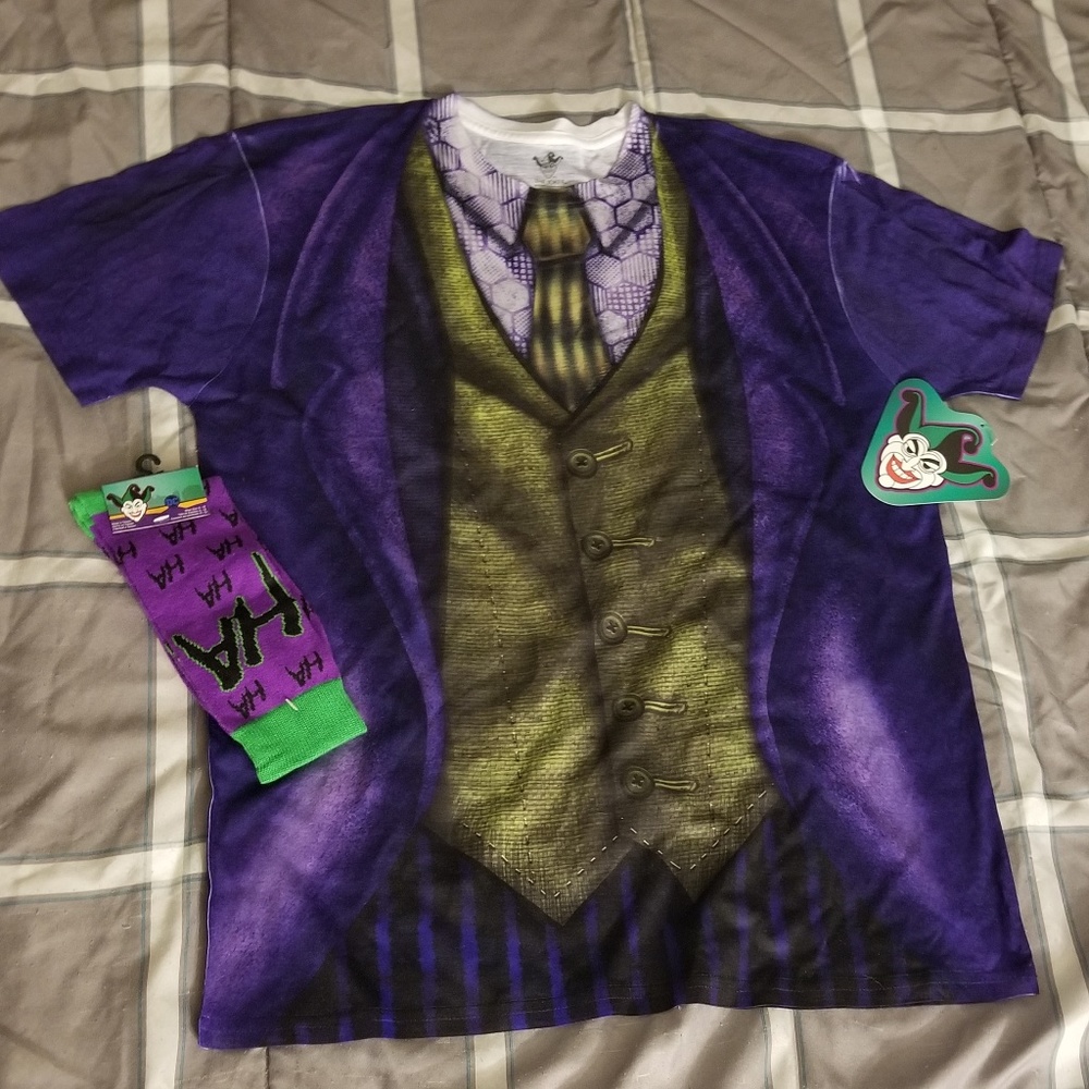 DC Comics Joker Suit T Shirt Bundle